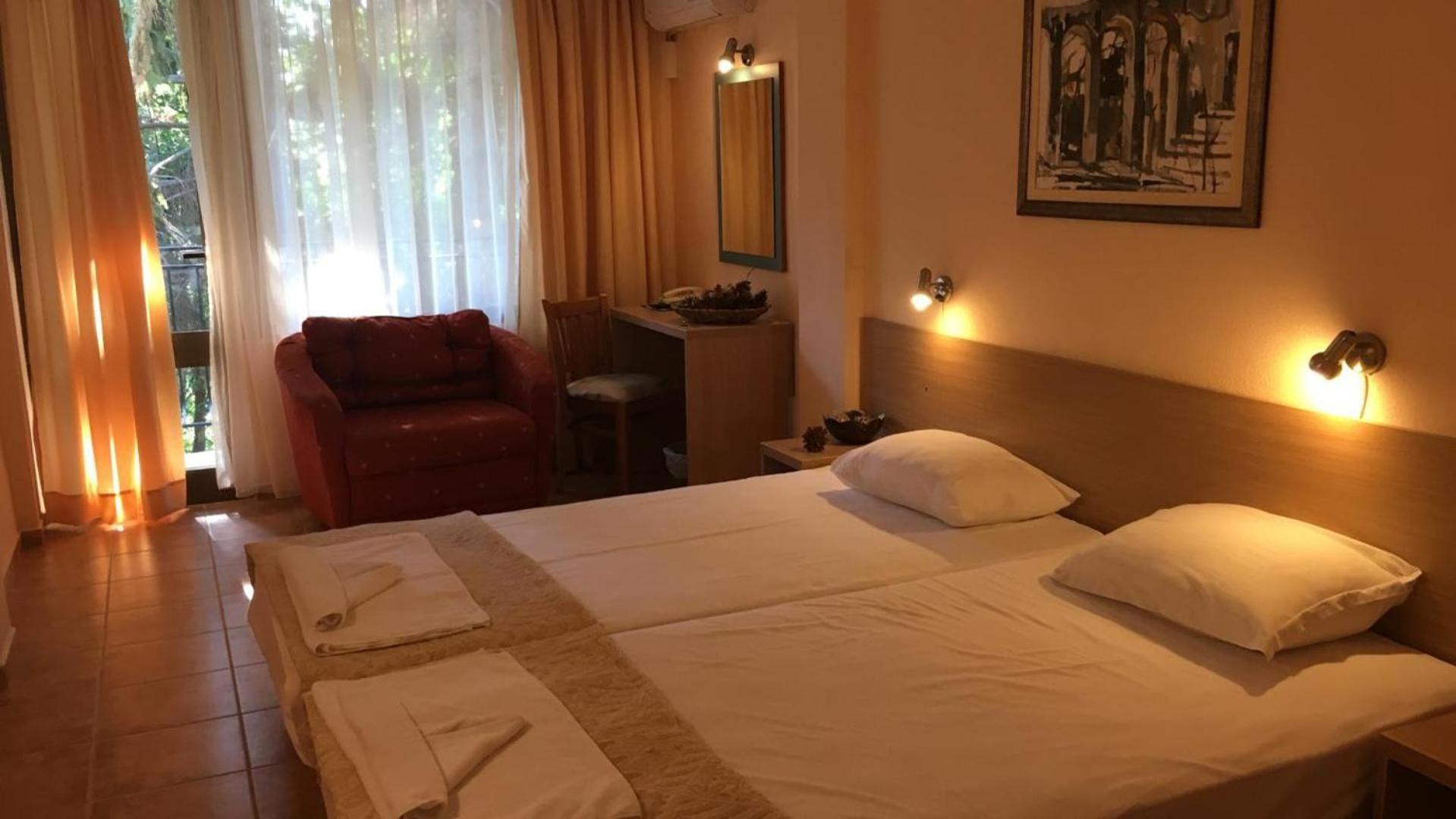 Park Hotel Briz โกลเดน แซนส์ ภายนอก รูปภาพ