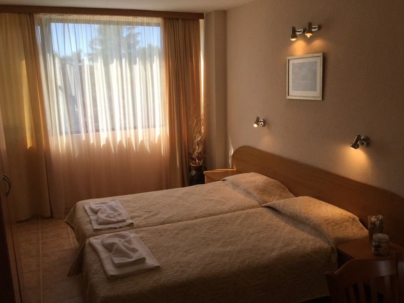 Park Hotel Briz โกลเดน แซนส์ ภายนอก รูปภาพ